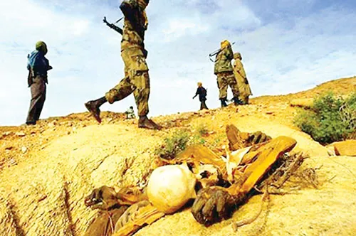 Nội chiến tại Darfur có sự “góp phần” của cả Trung Quốc lẫn Hoa Kỳ. Nội chiến tại Darfur có sự “góp phần” của cả Trung Quốc lẫn Hoa Kỳ.